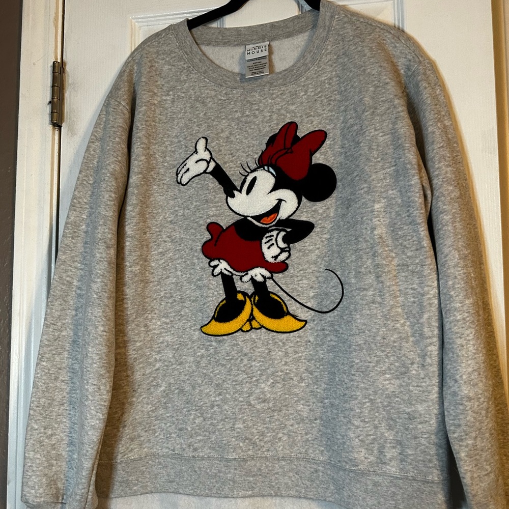 Women Minnie sweatshirt- light gray